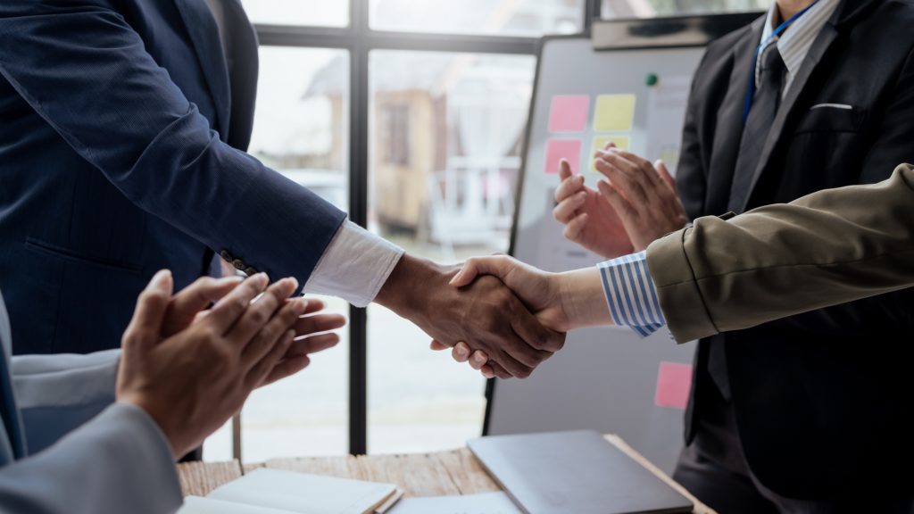 Successful negotiation, handshake.